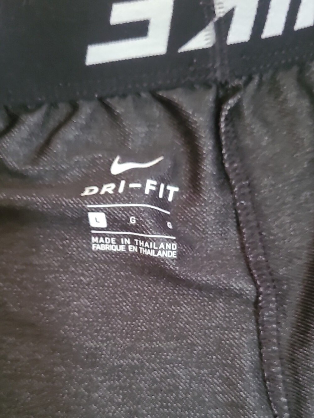 Nike Women’s Gray Athletic Shorts NB Green Shorts Sports Bra Womens Size L - Picture 2 of 11